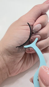 Self-Adhesive Seamless Glam Lashes | Limited Holiday Collection